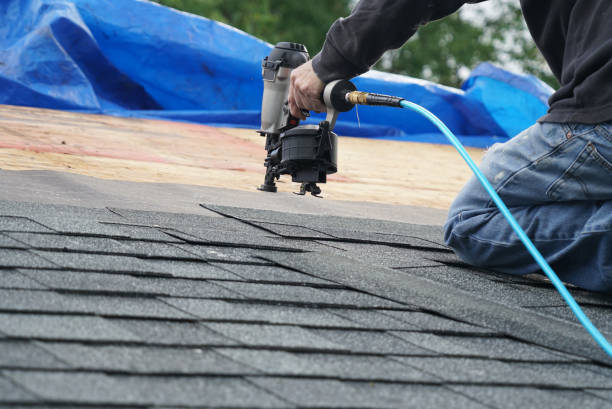 Best Flat Roofing  in Wellsville, OH